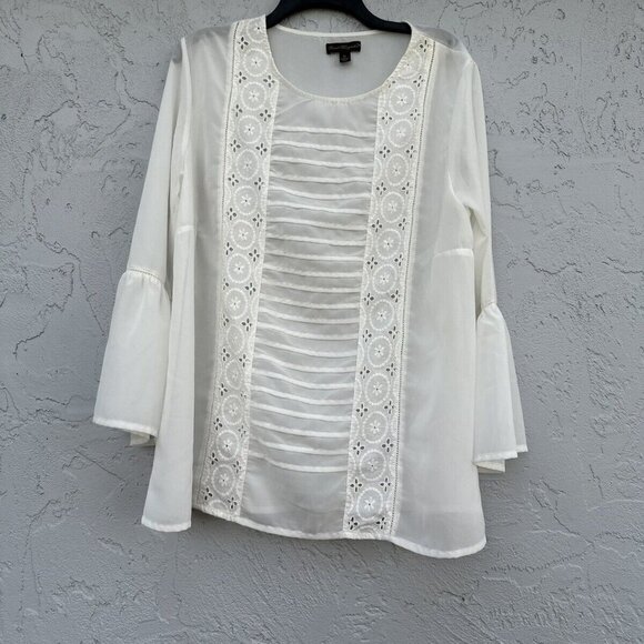 Sweet Magnolia Women's Off-White Chiffon Embroider Eyelet Bell Sleeve Top Sz XL - Picture 10 of 12